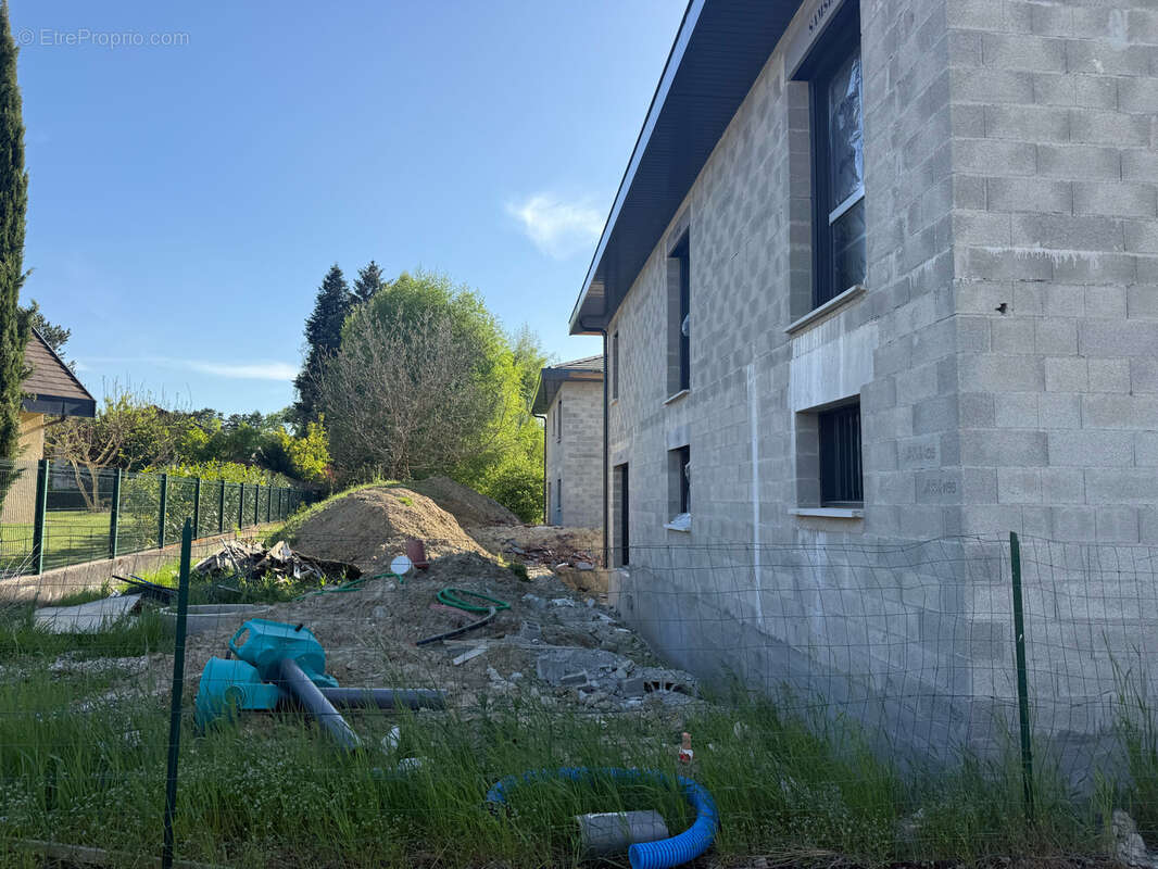 Maison à PREVESSIN-MOENS