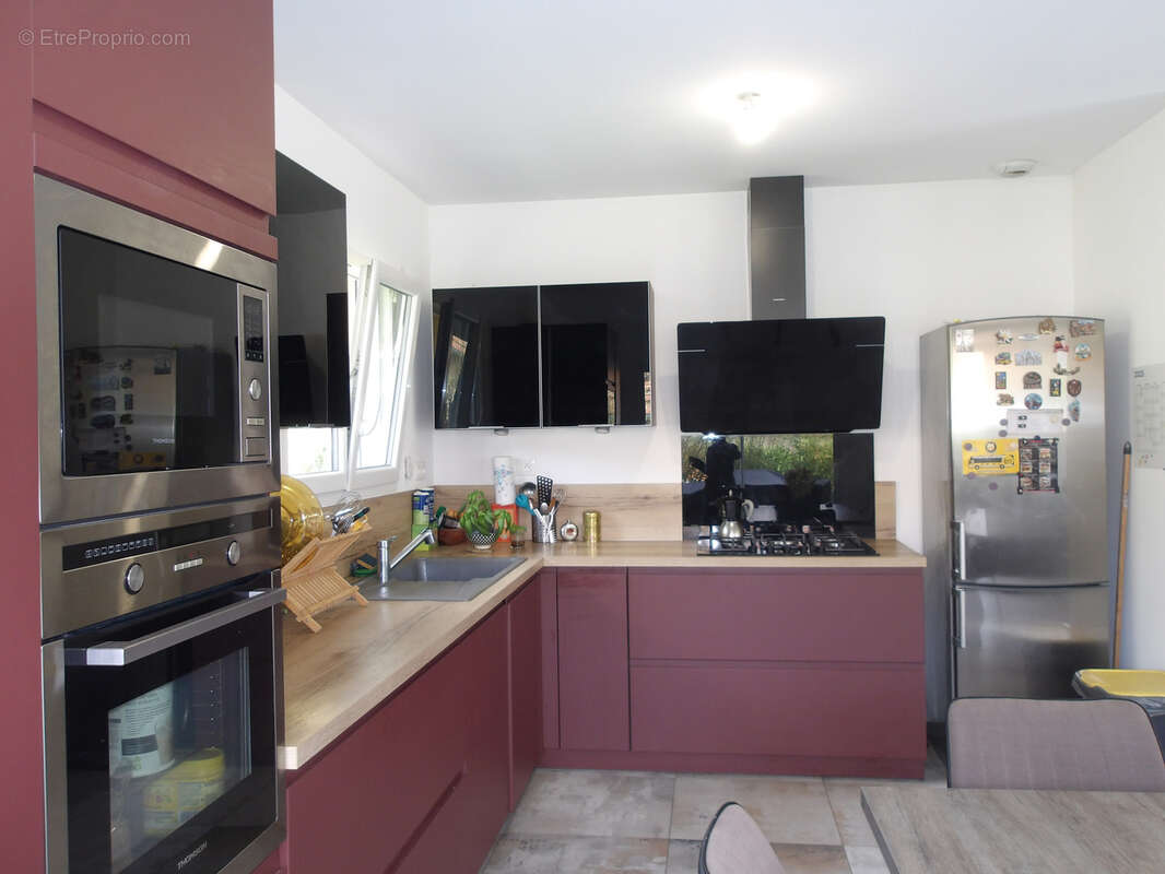 Maison à ESPINASSES