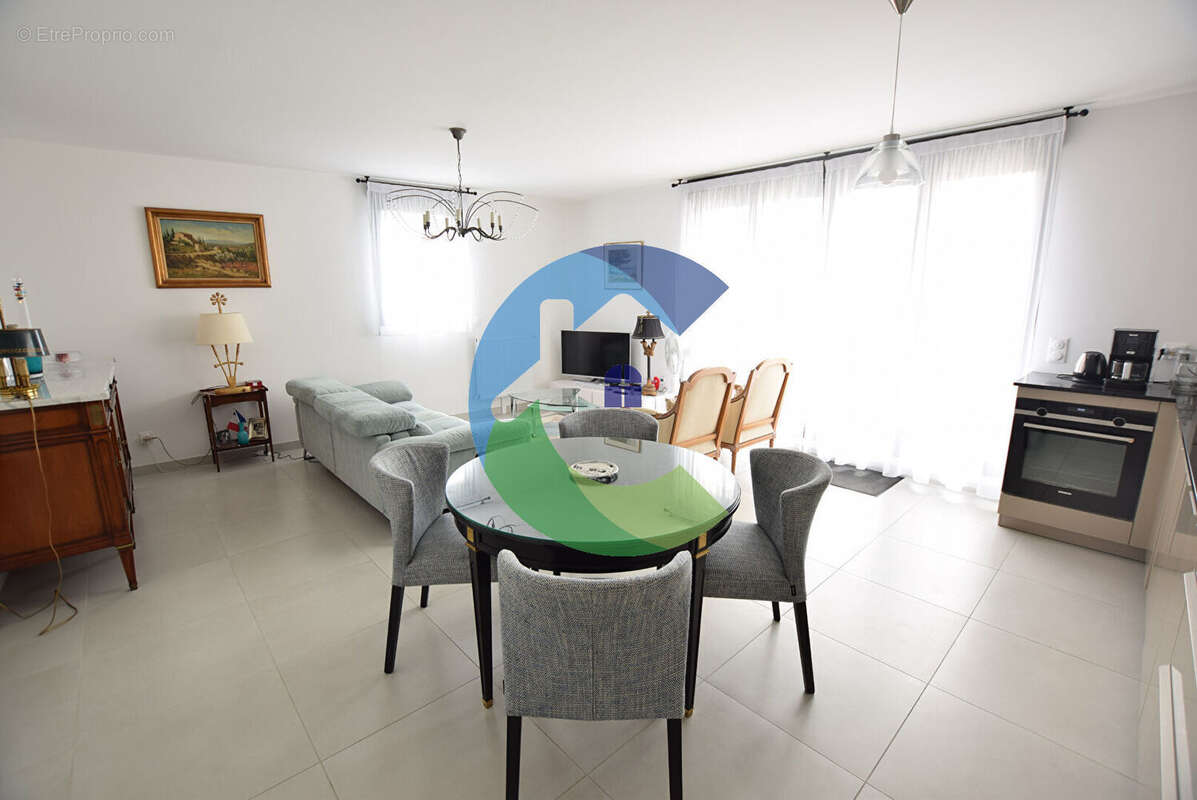 Appartement à EPINAY-SUR-ORGE