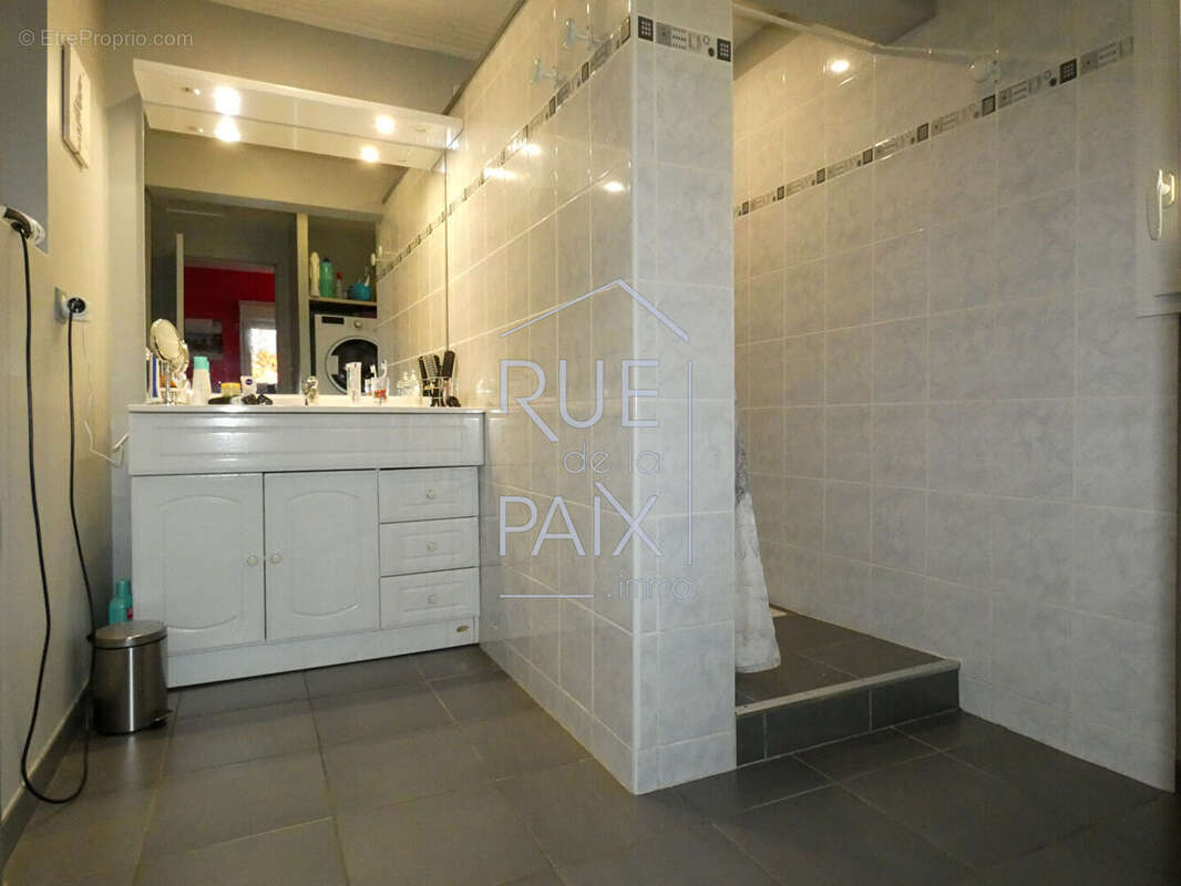 Maison à CHATELLERAULT