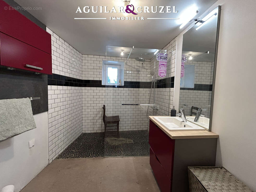 Maison à SAINTE-THORETTE