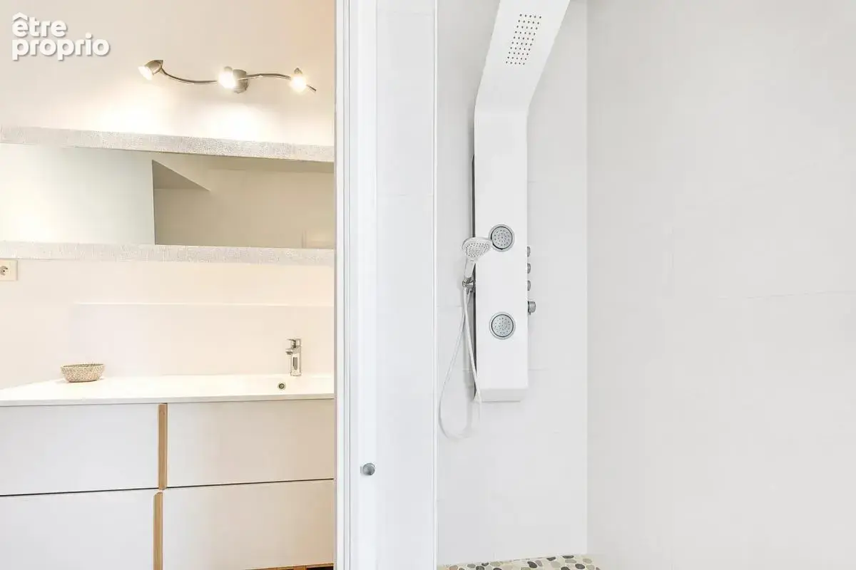 Maison de 6 pièces de 175 m² située à Rezé - photo 17