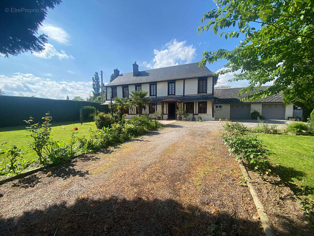 Maison à LE GROS-THEIL