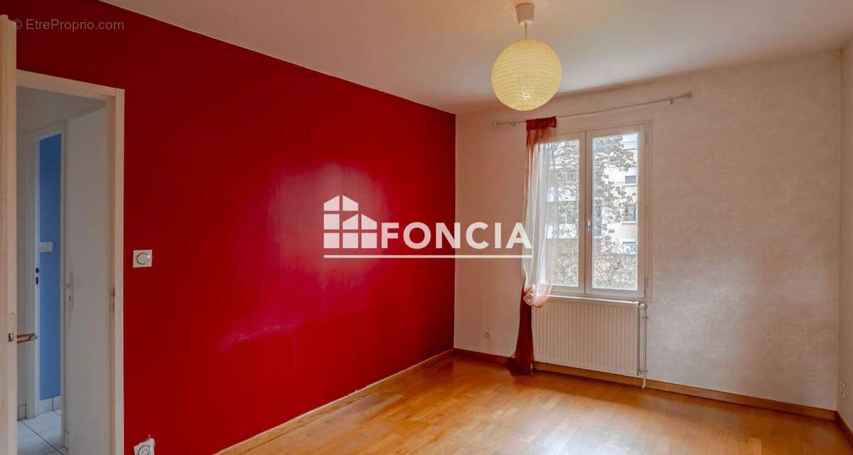 Maison à CHATELLERAULT