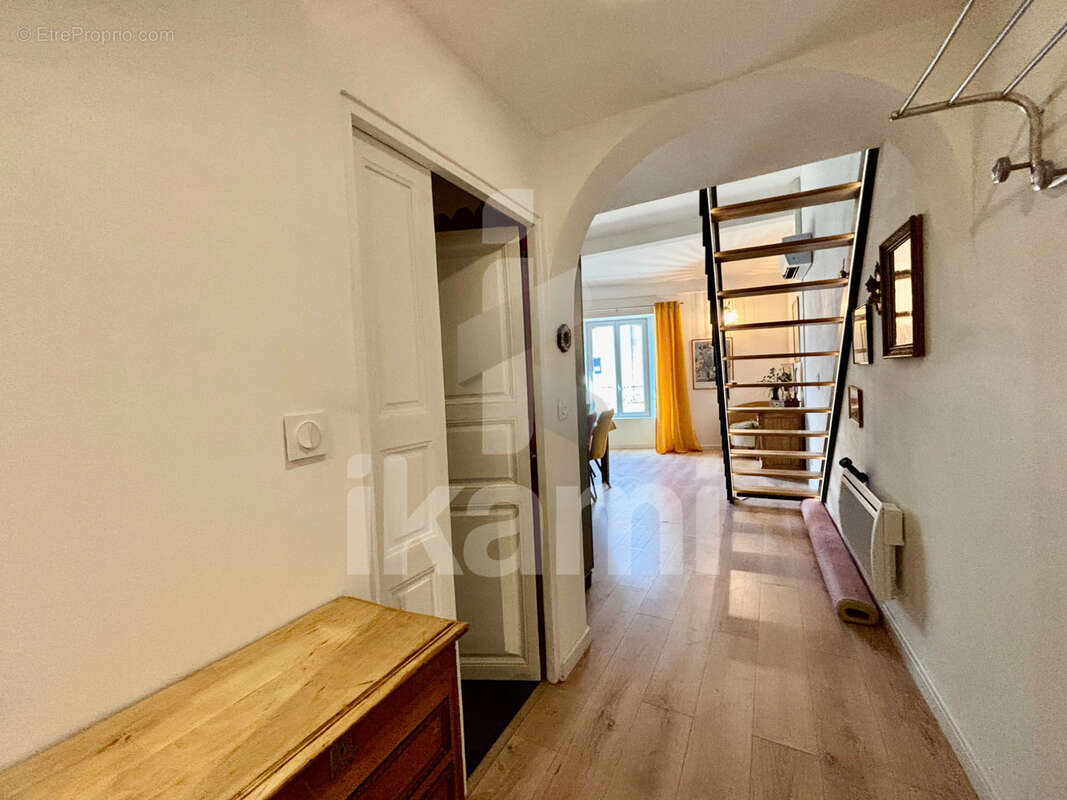 Appartement à SAINT-BAUZILLE-DE-PUTOIS