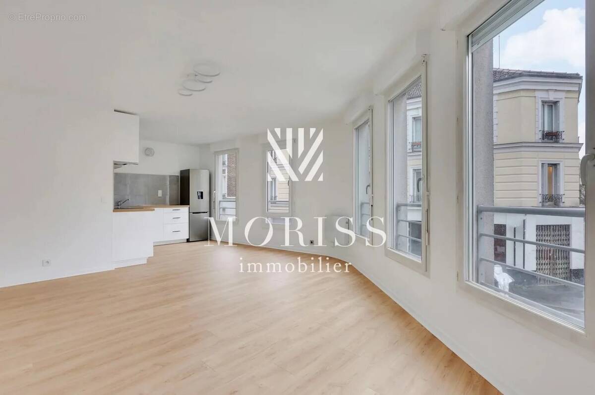 Appartement à PARIS-17E