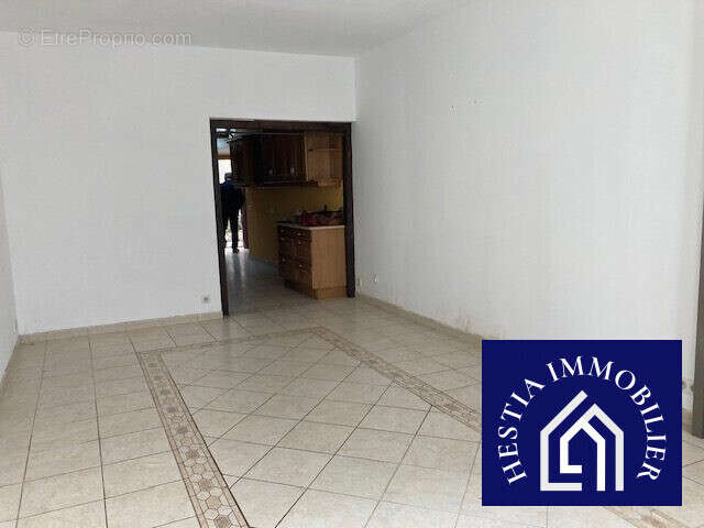 Maison à L&#039;ISLE-SUR-SEREIN