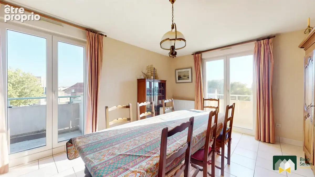 Appartement 4 pièces 118 m² à vendre à Chartres (28000) - photo 2
