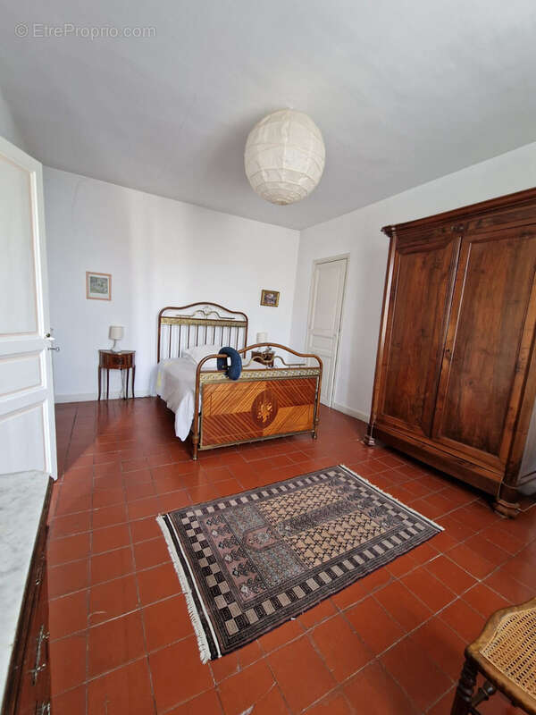 Maison à COURSAN