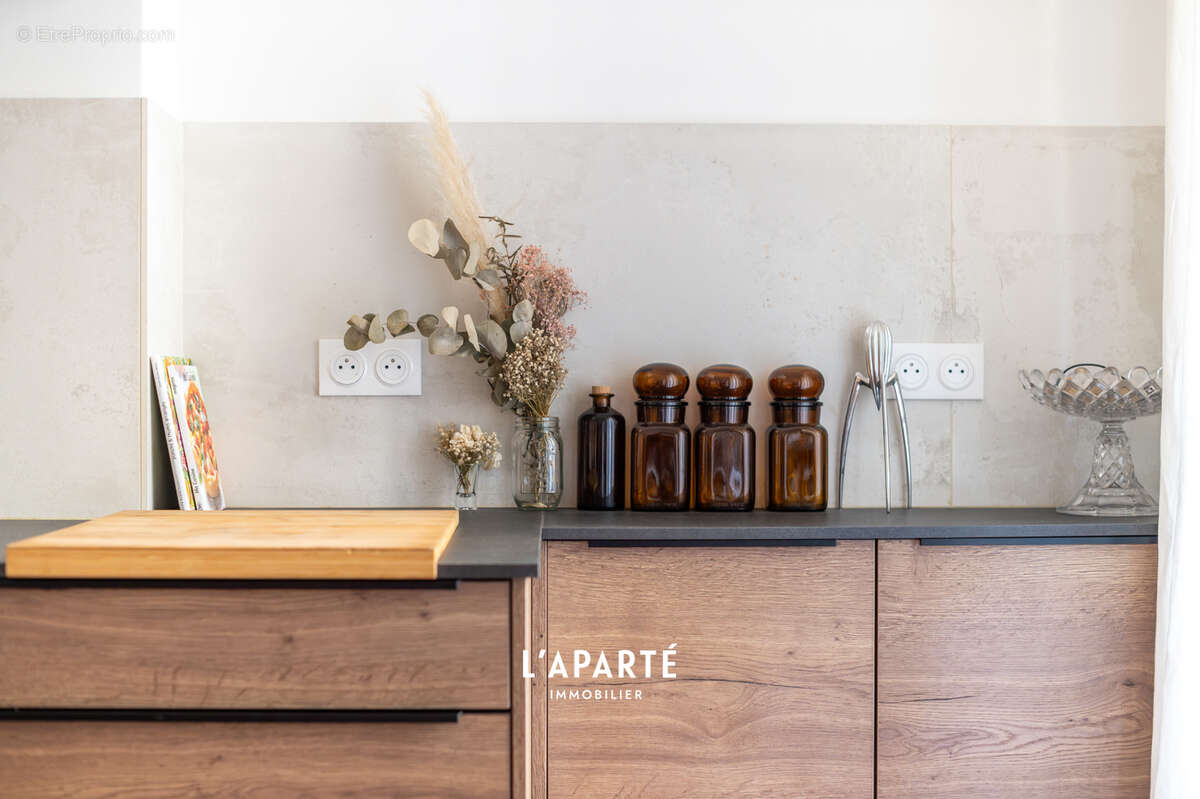 Appartement à MARSEILLE-6E