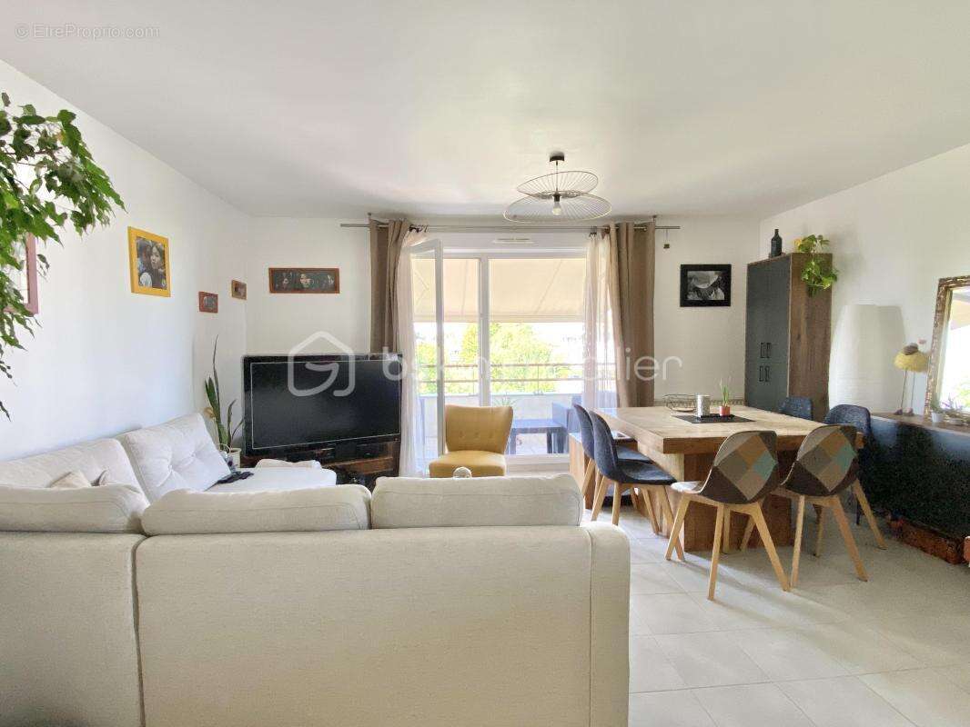 Appartement à VILLAZ