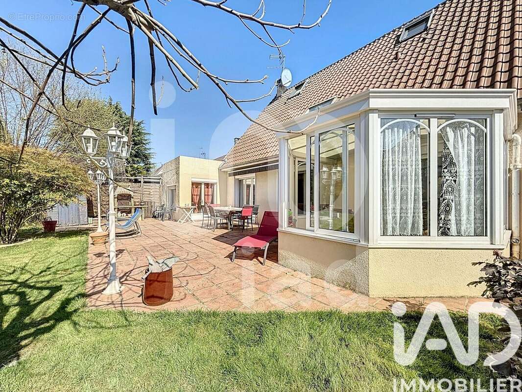 Photo 7 - Maison à PONTAULT-COMBAULT