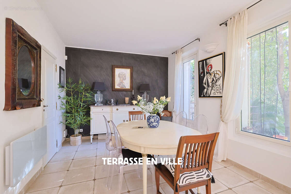 Toulon - mourillon - maison 1900 - t5 - 140m2  - double garage - piscine - 1 200 000€ - photo 13