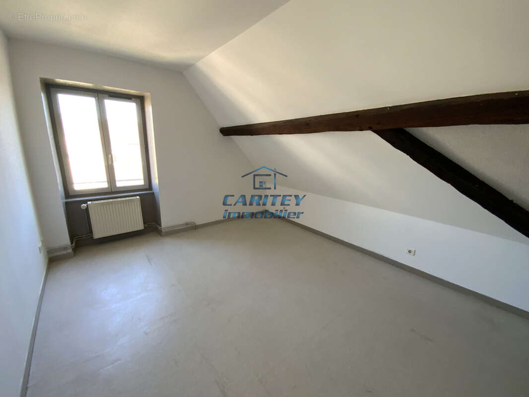 Appartement à HERICOURT