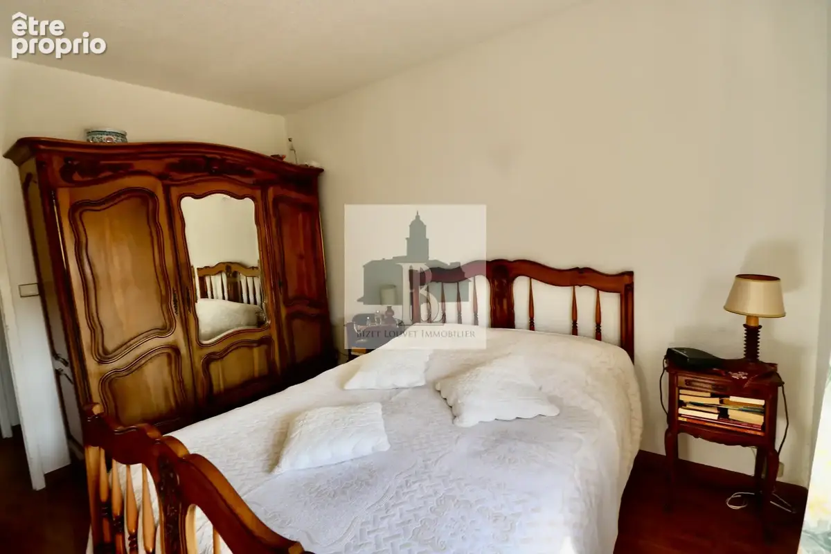 Rare à Saint-Tropez - Emplacement d'exception pour cet appartement avec terrasses et garage, piscine - photo 9