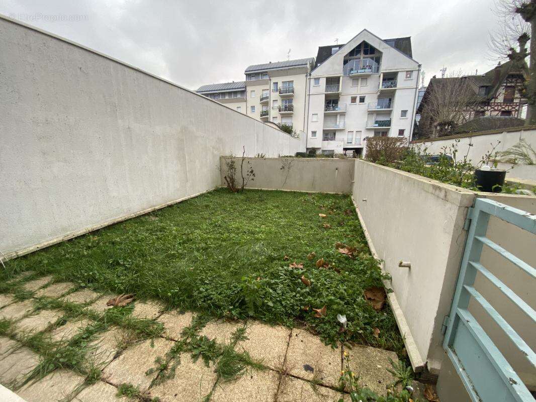 Appartement à MANTES-LA-JOLIE