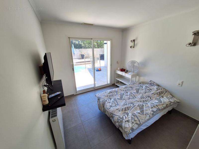 Maison 164 m² à Beaucaire  - photo 17