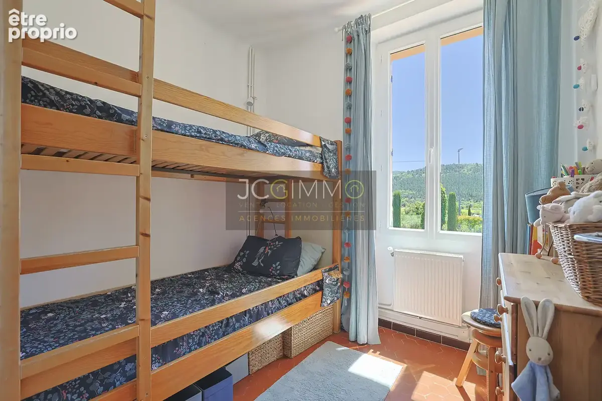 Propriété T7 de 191m2 hab sur terrain 17 573m2 avec piscine et terrain de tennis - photo 16