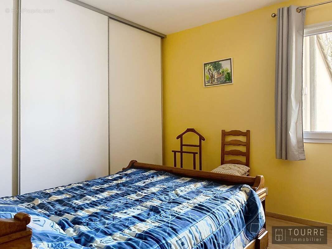 Maison à BERRIAS-ET-CASTELJAU