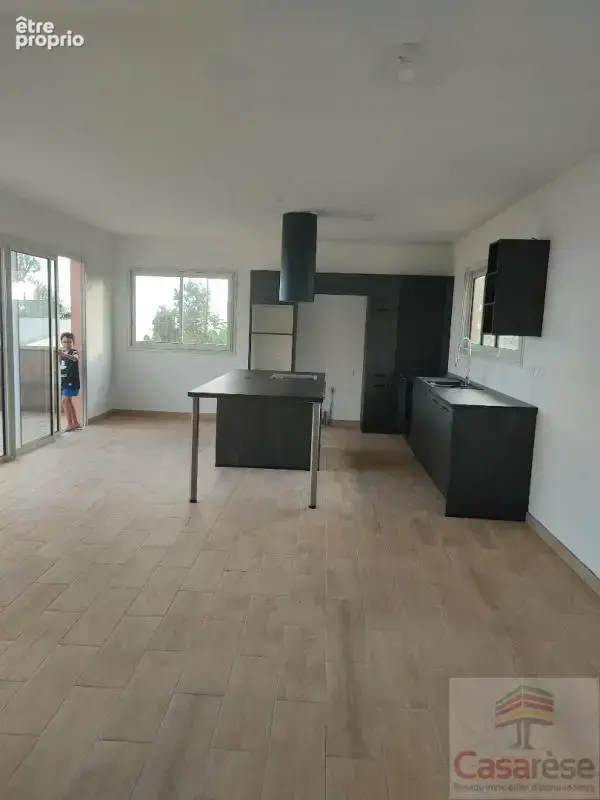Maison 5 pièces 110 m² à vendre à Les Avirons (97425) - photo 7