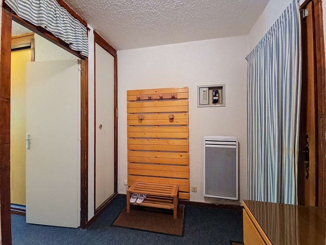 Appartement à vendre 2 pièces LES CONTAMINES MONTJOIE (74) - photo 9