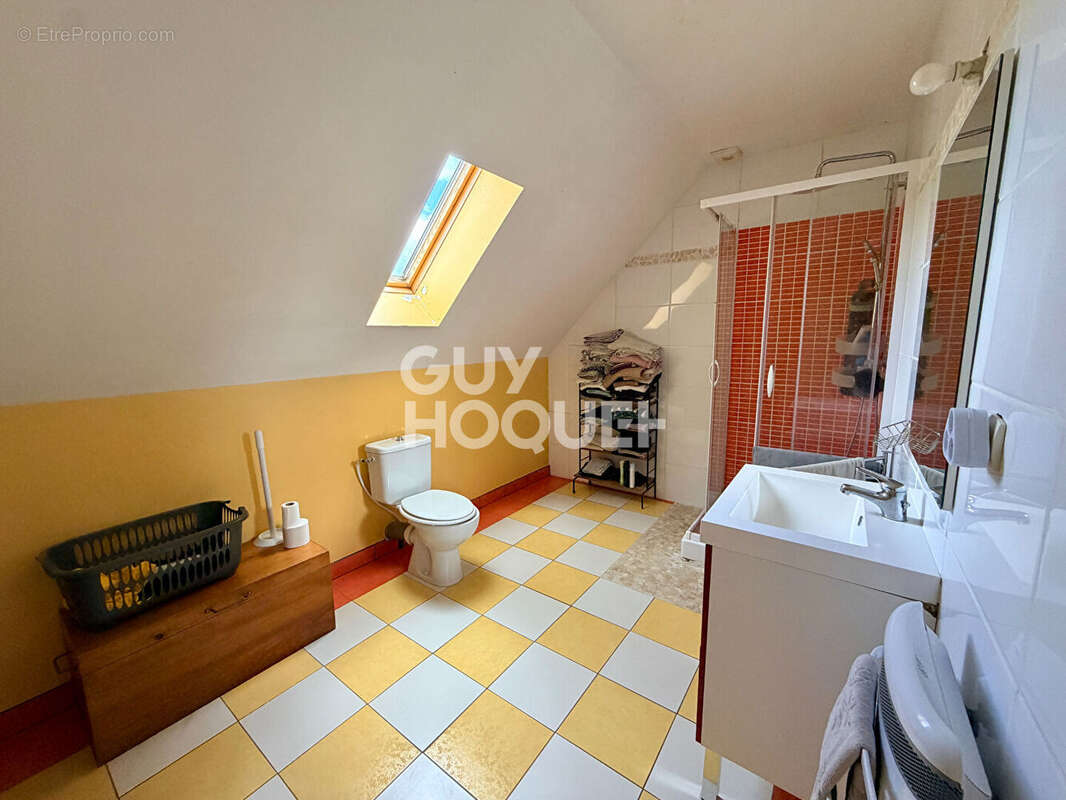 Maison  4 chambres 145.04 m2 - photo 14