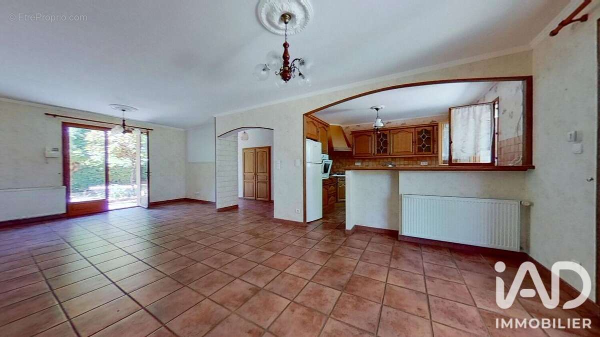 Maison 107 m² à Ytrac  - photo 7