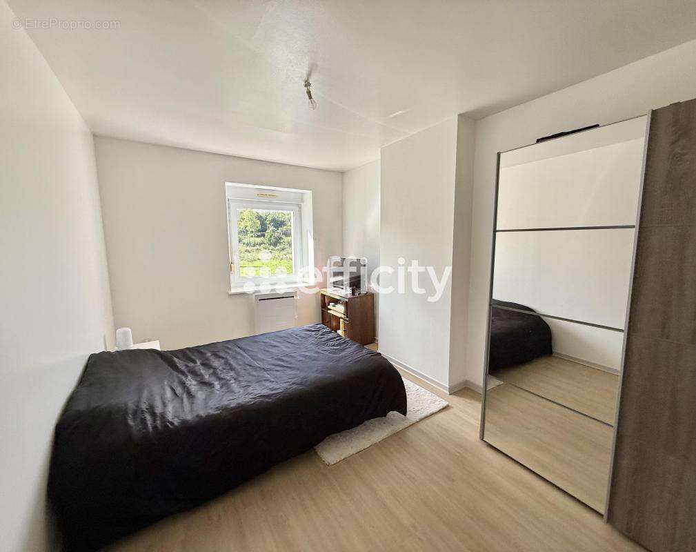 Appartement à MERCY-LE-BAS