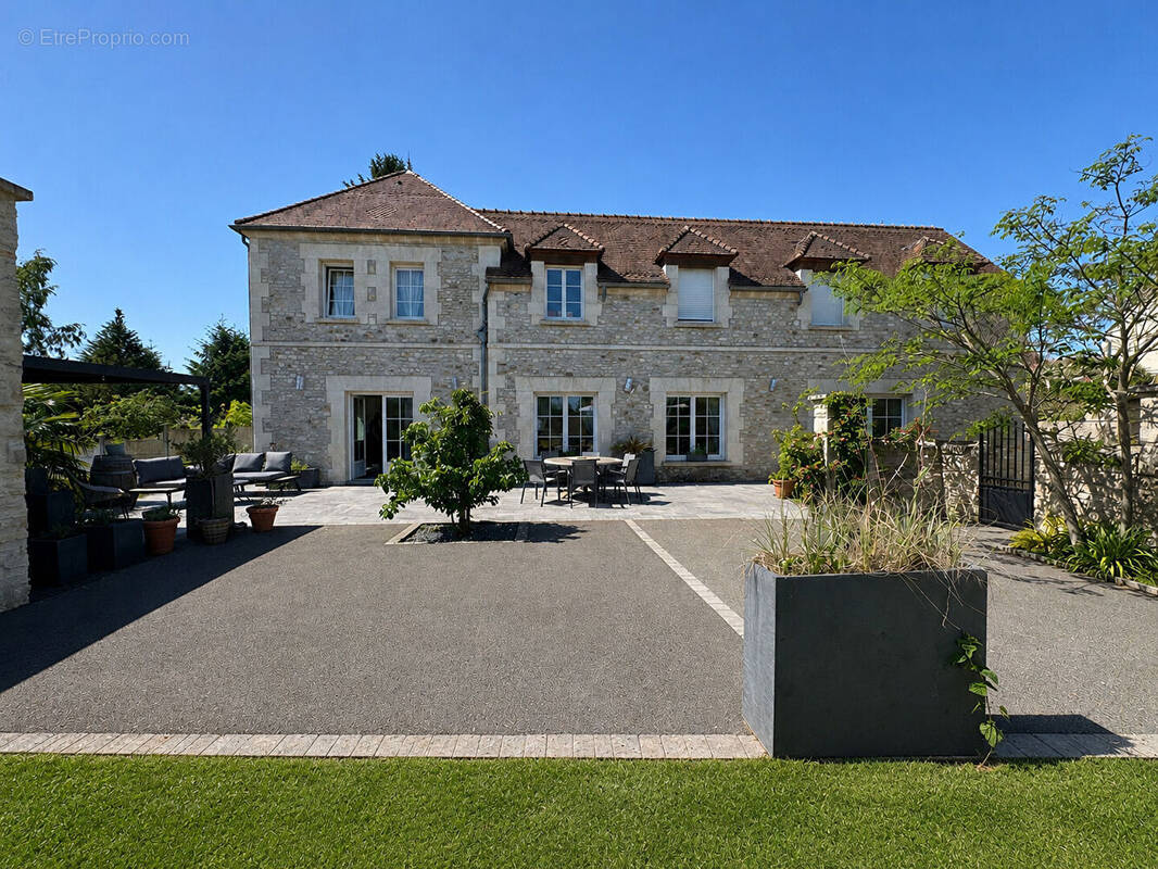 Maison à AUGER-SAINT-VINCENT