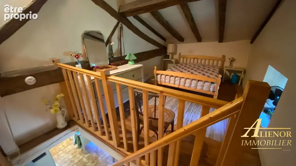 Propriété pierre avec gîte et dépendances - proche Brantôme, Quinsac 24530, - photo 7