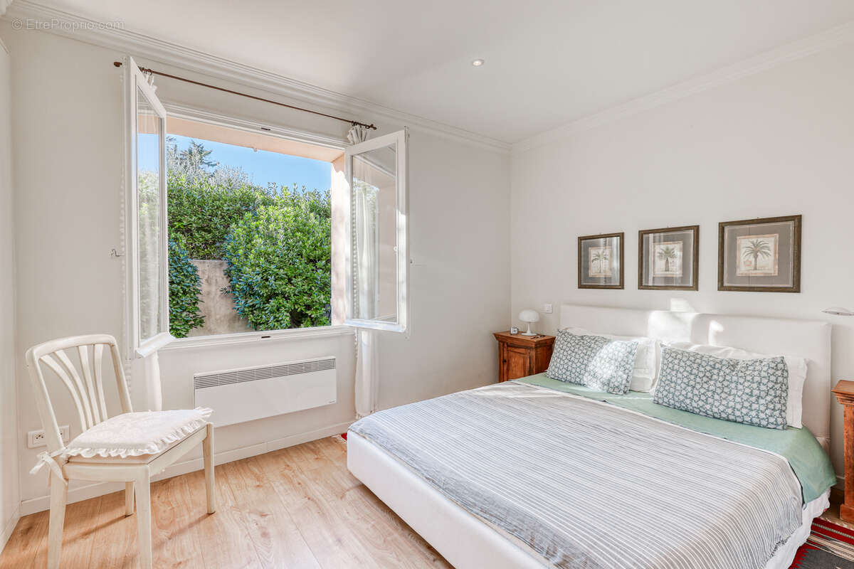 Appartement à SAINT-TROPEZ