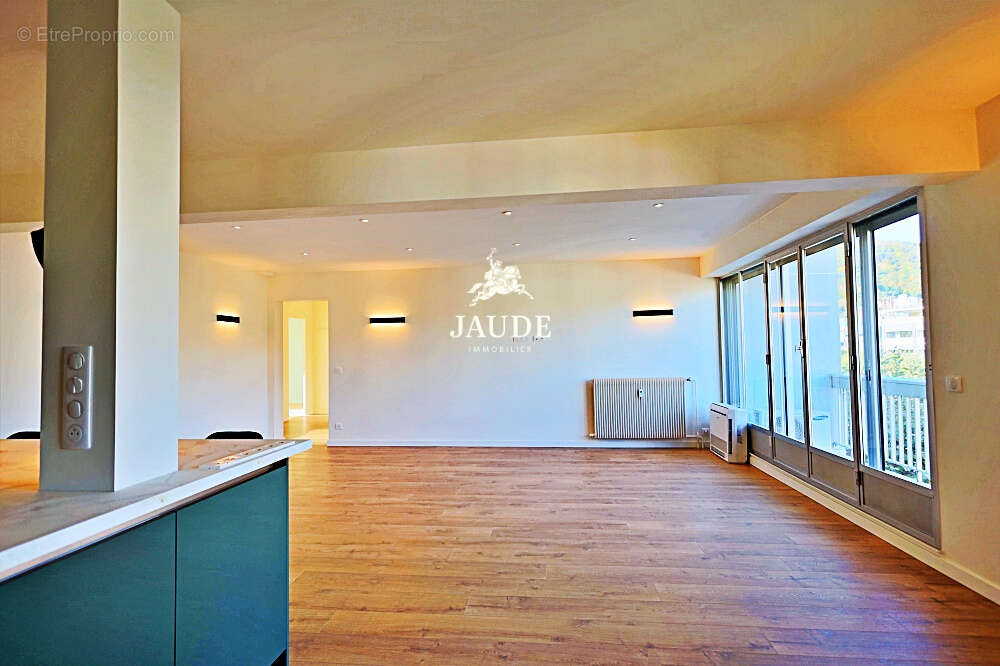 Appartement à CHAMALIERES