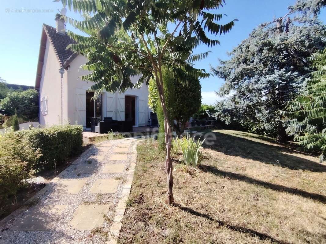 Maison à vendre 6 pièces SEIGNELAY (89) - photo 4
