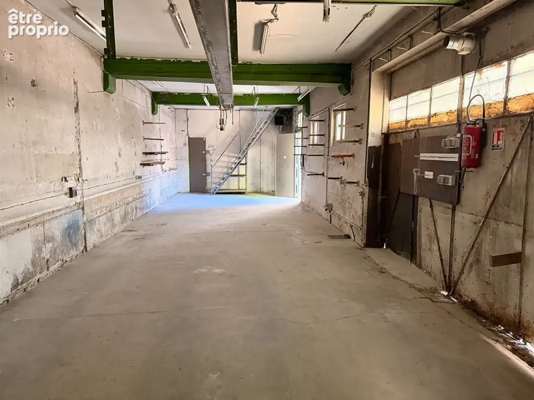 Murs commerciaux à vendre - 267 m² - saint-ouen centre -599 000  fai - photo 5