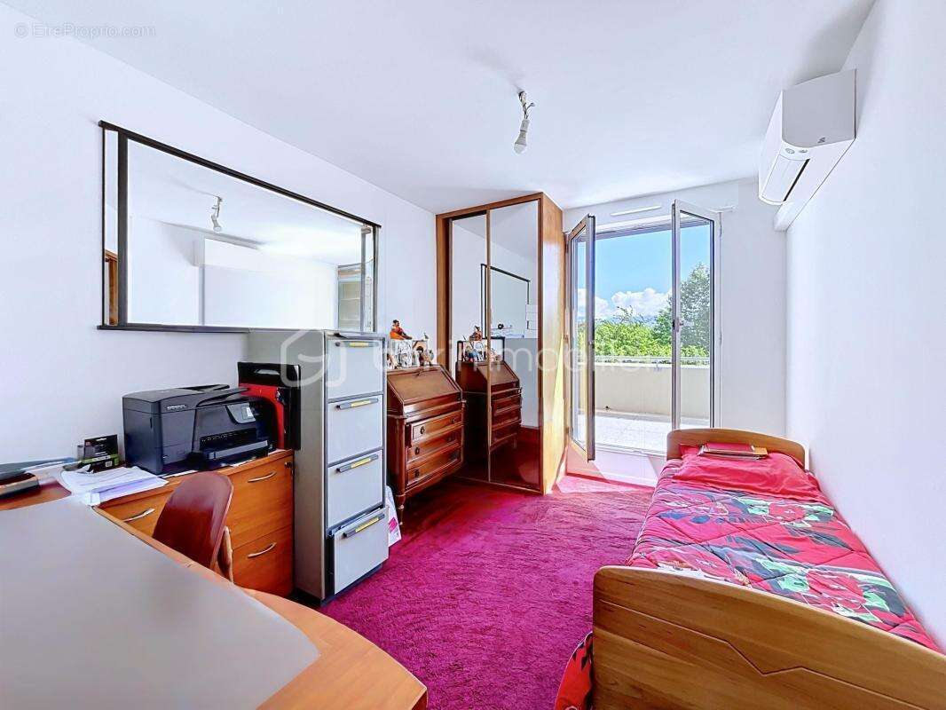 Appartement à MEYLAN