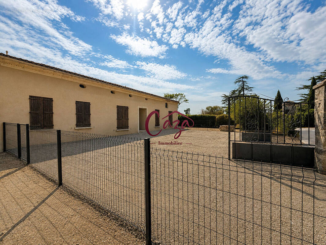 Maison à SAINT-CAPRAIS-DE-BORDEAUX