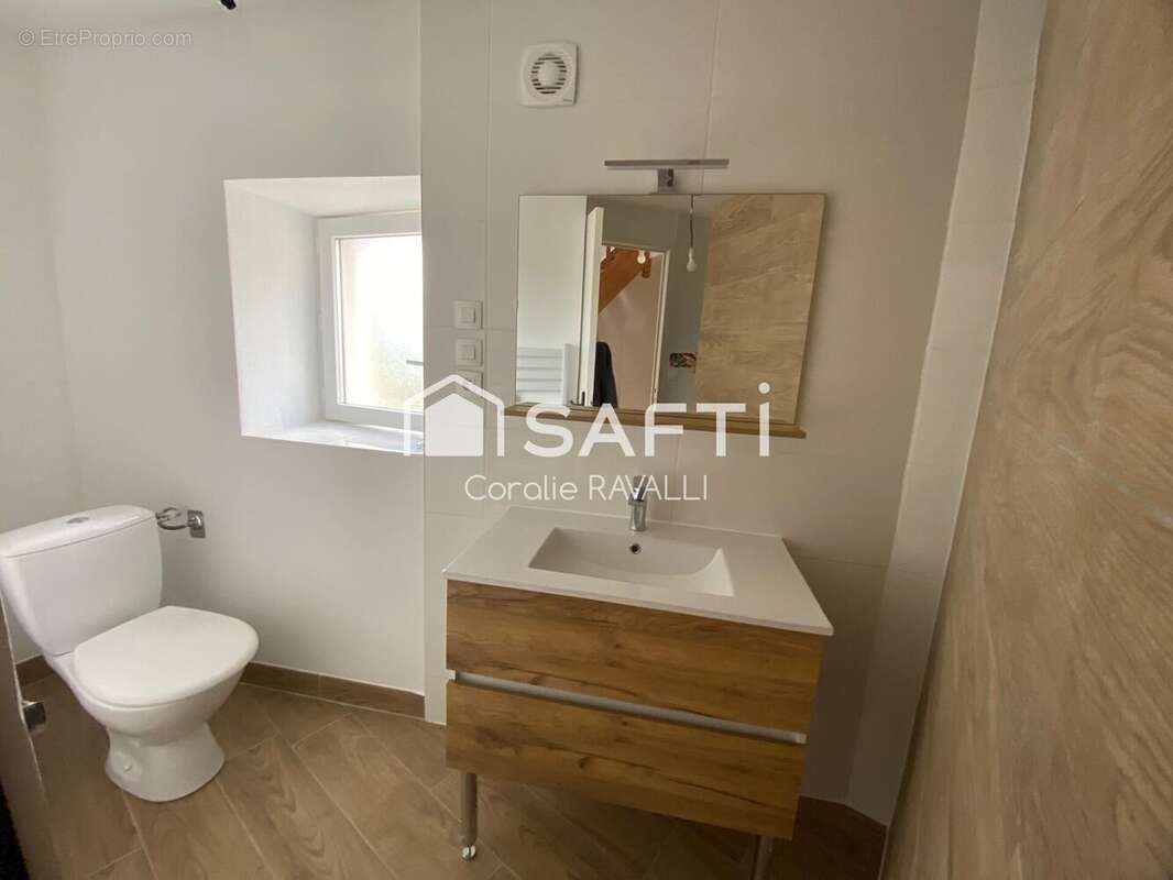 Photo 8 - Maison à ROULLET-SAINT-ESTEPHE