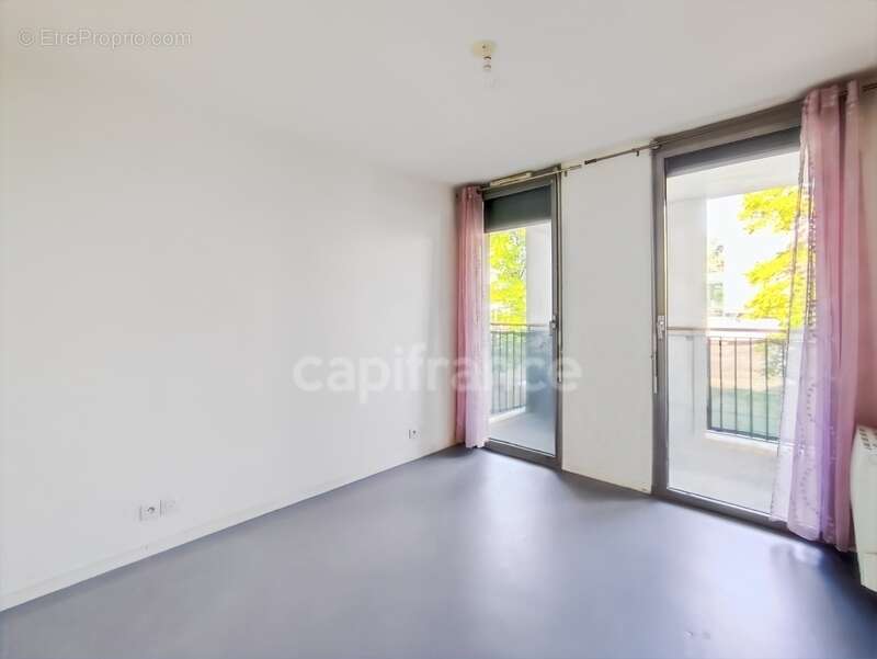 Appartement à SAINT-JACQUES-DE-LA-LANDE