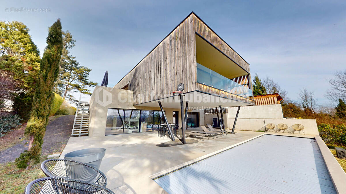 Maison à SAINT-LEGER-SUR-ROANNE