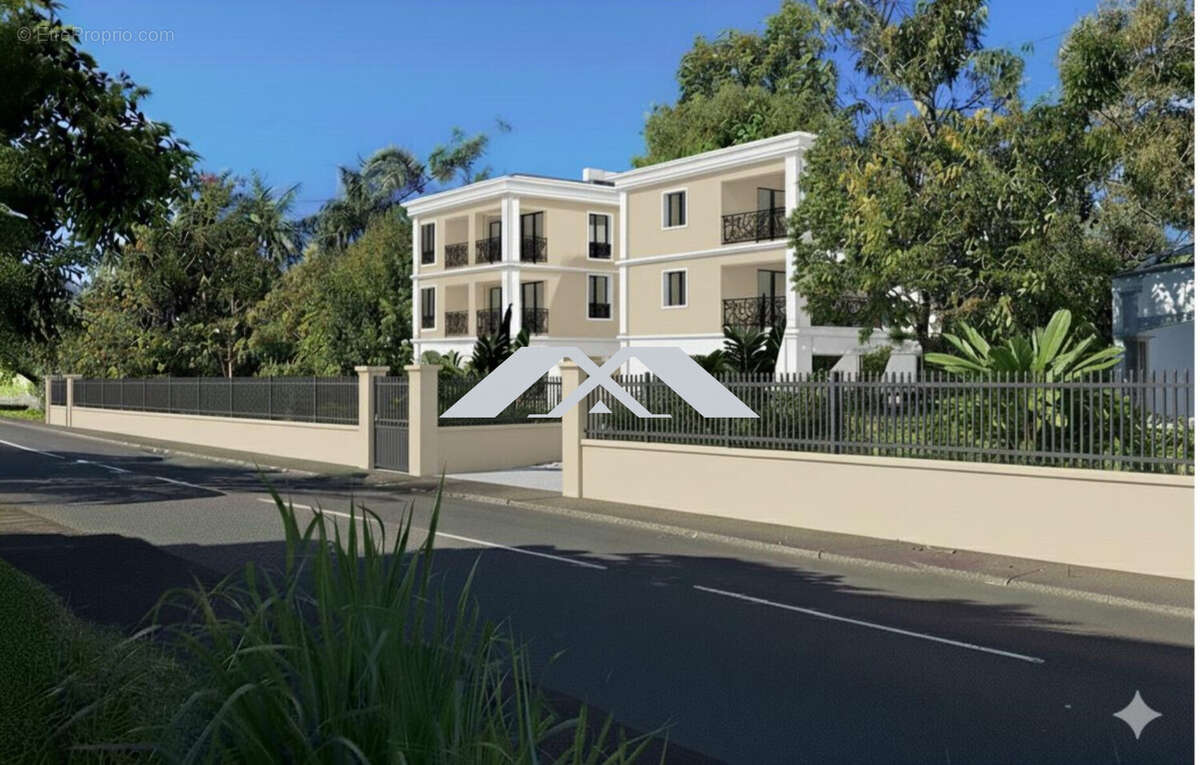 Appartement à SAINTE-SUZANNE