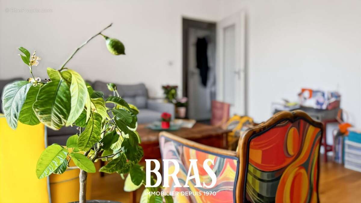 Appartement à REZE