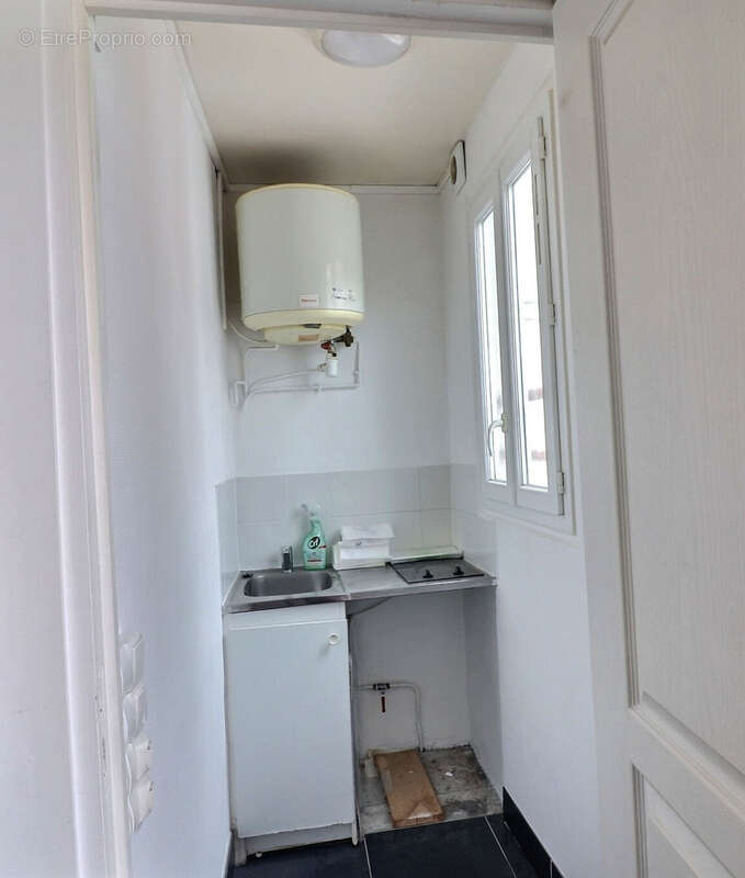Appartement à PARIS-14E