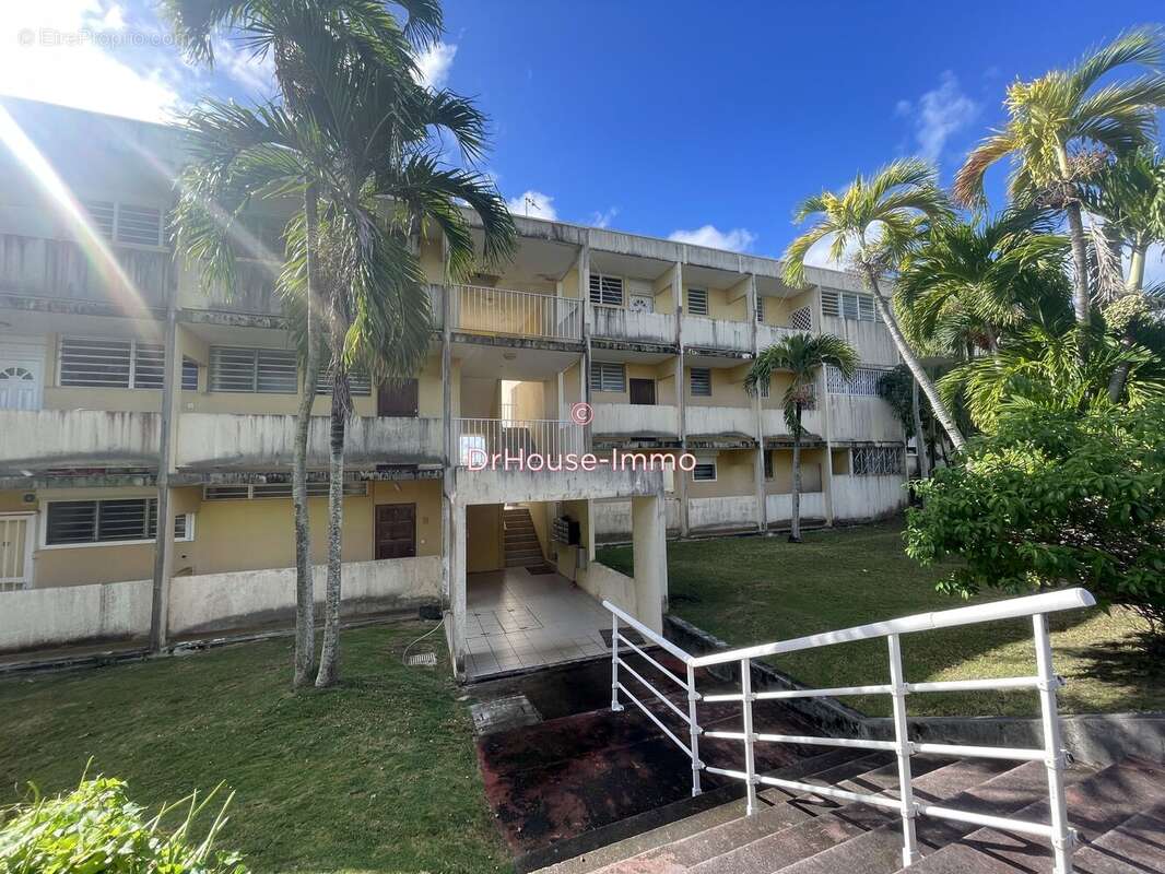 Appartement à LE GOSIER