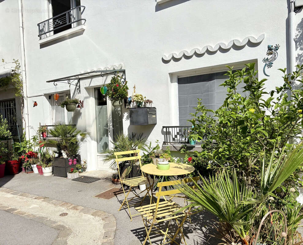 Maison à PEROLS