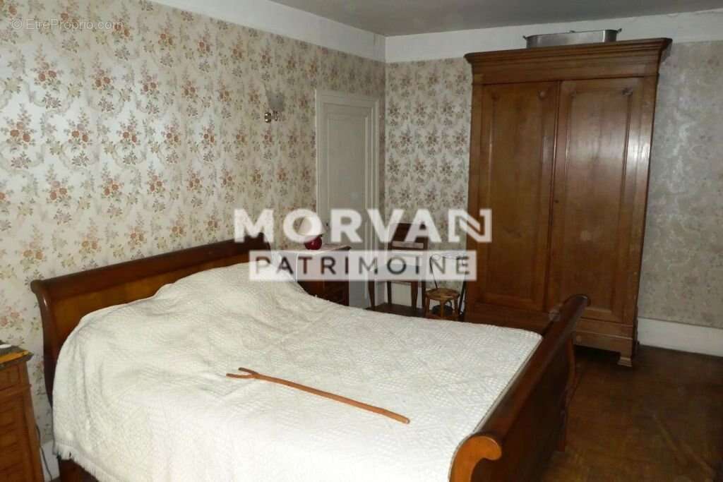 Maison à SAINT-SAULGE