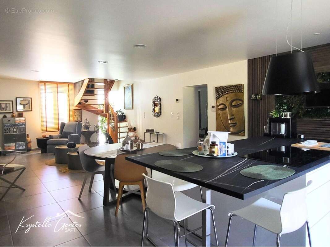 Maison 188 m² à Dole  - photo 4