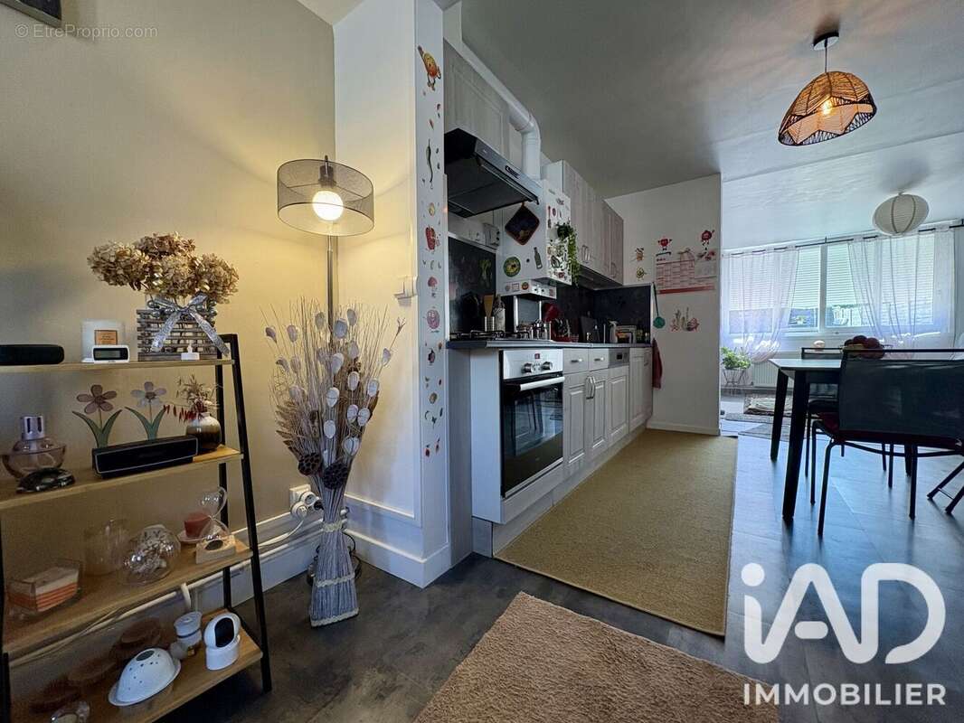 Maison 80 m² à Saint-Pol-Sur-Ternoise  - photo 5