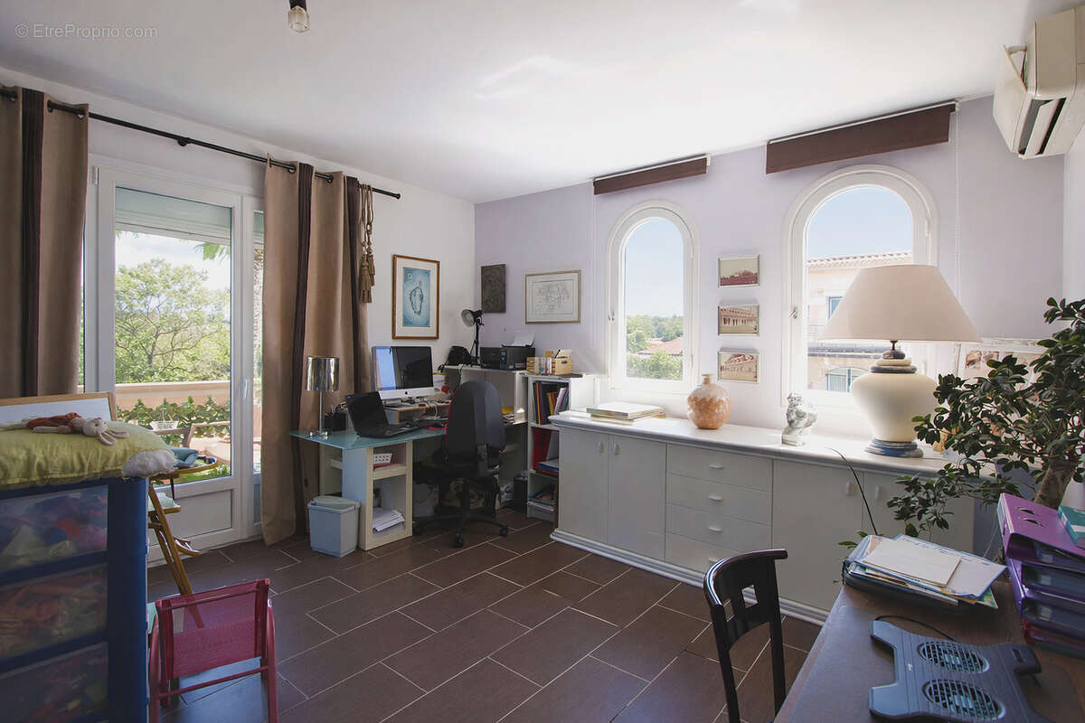 Appartement à LA COLLE-SUR-LOUP