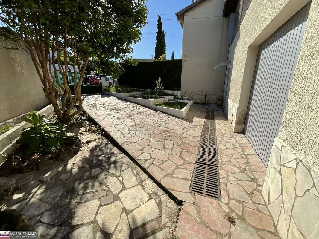 Maison à BEZIERS