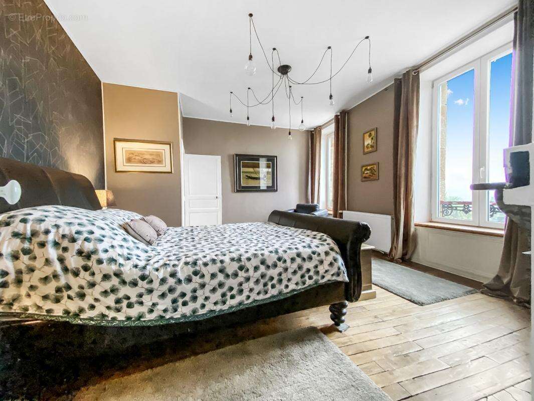 Appartement à ERNEE